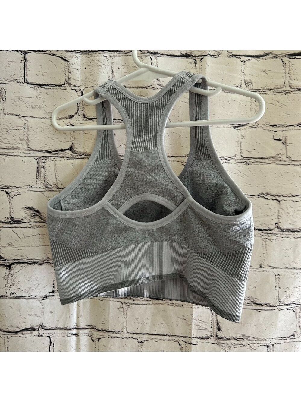 Ladies Puma bra Size S - Picture 2 of 3